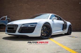 AUDI R8 SF10 SATIN BLACK